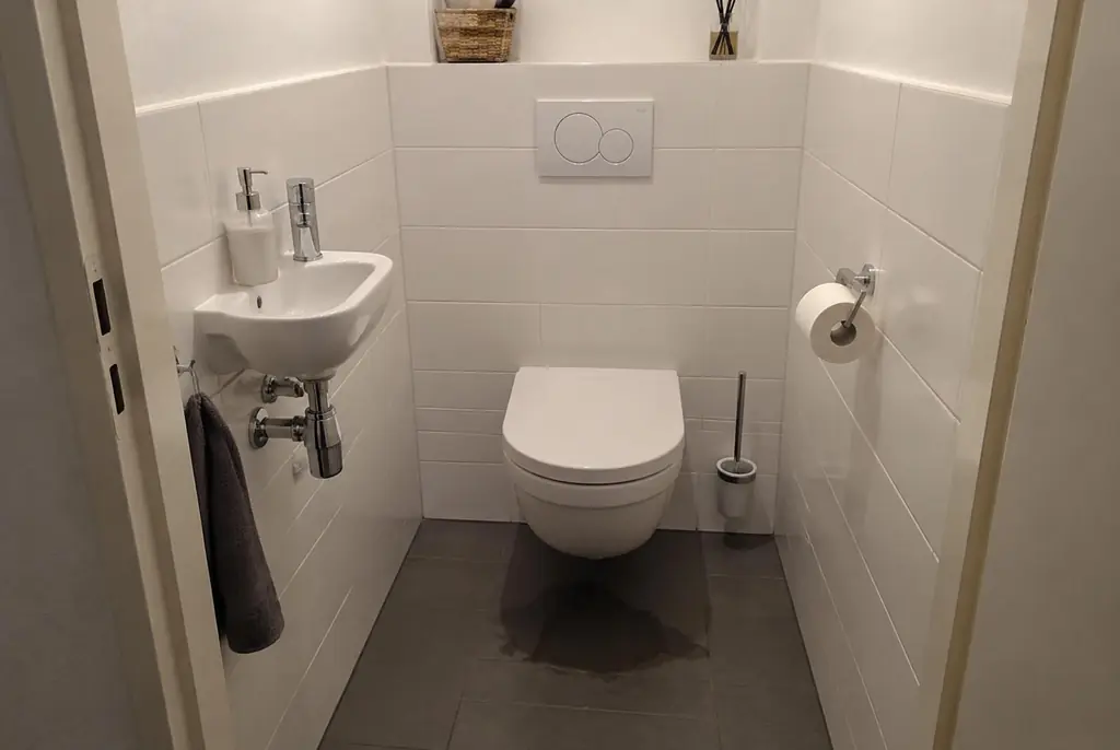 Lekdetectie Oudewater – natte vloer bij een toilet